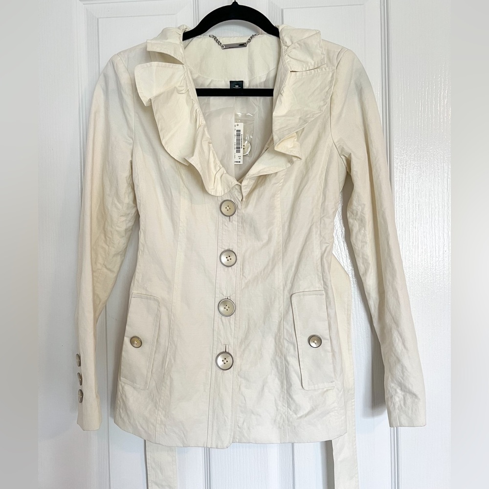NEW White House Black Market cream jacket size XS